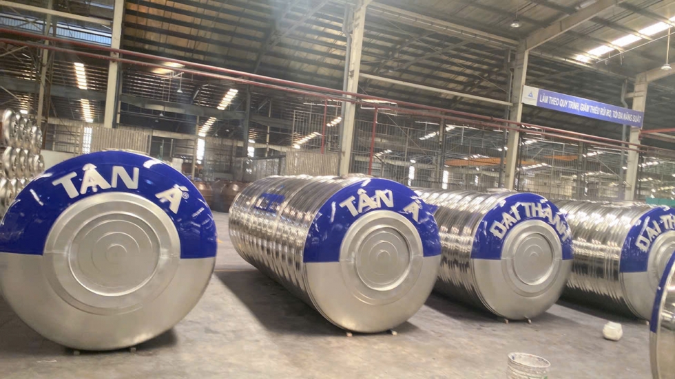 bon nuoc inox cong nghiep tan a dai thanh