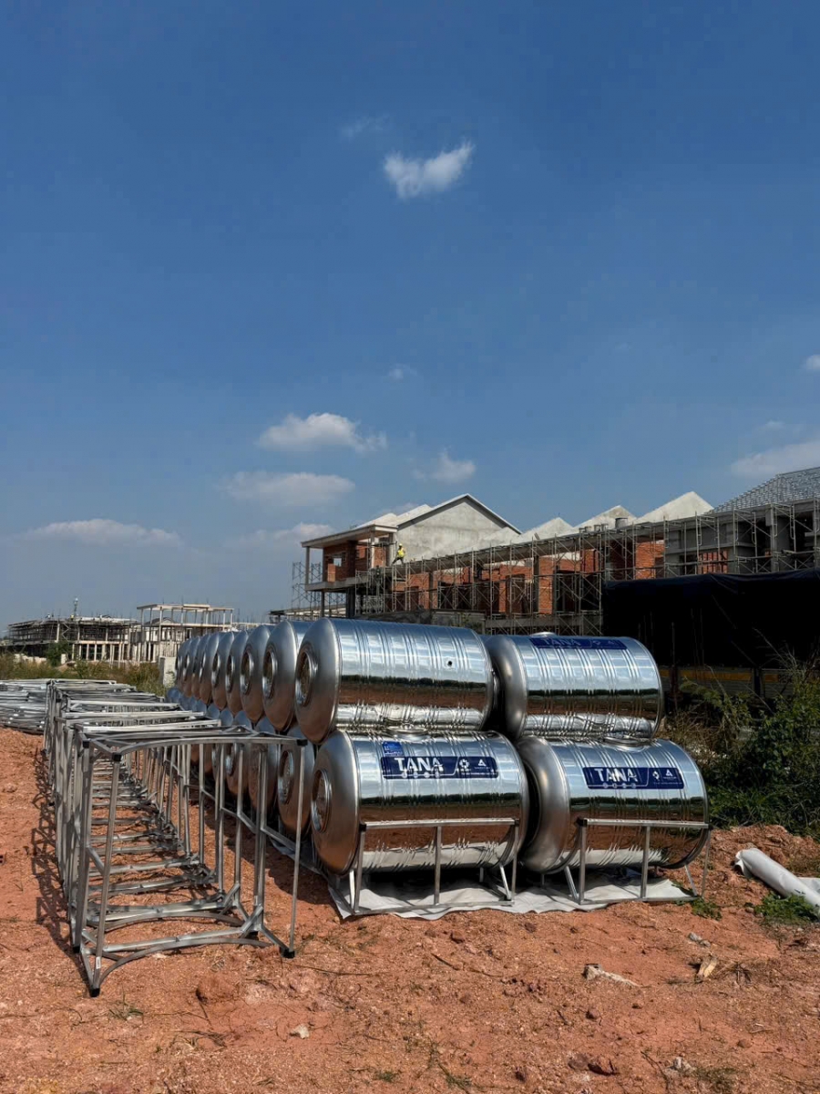 bon nuoc inox tan a dai thanh