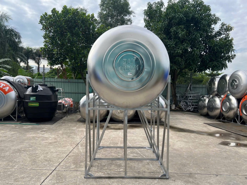 bon nuoc dai thanh chan cao